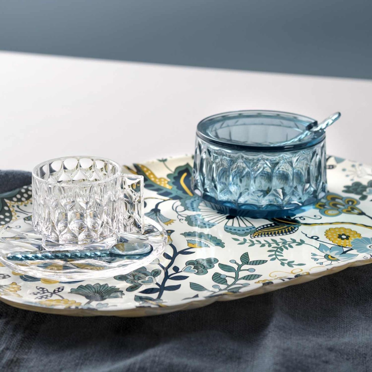 Kartell Δίσκος 36,5Χ25 εκ Mabelle Cream/Light Blue σειρά Jellies Family Δίσκοι/Πιατέλες Σερβιρίσματος