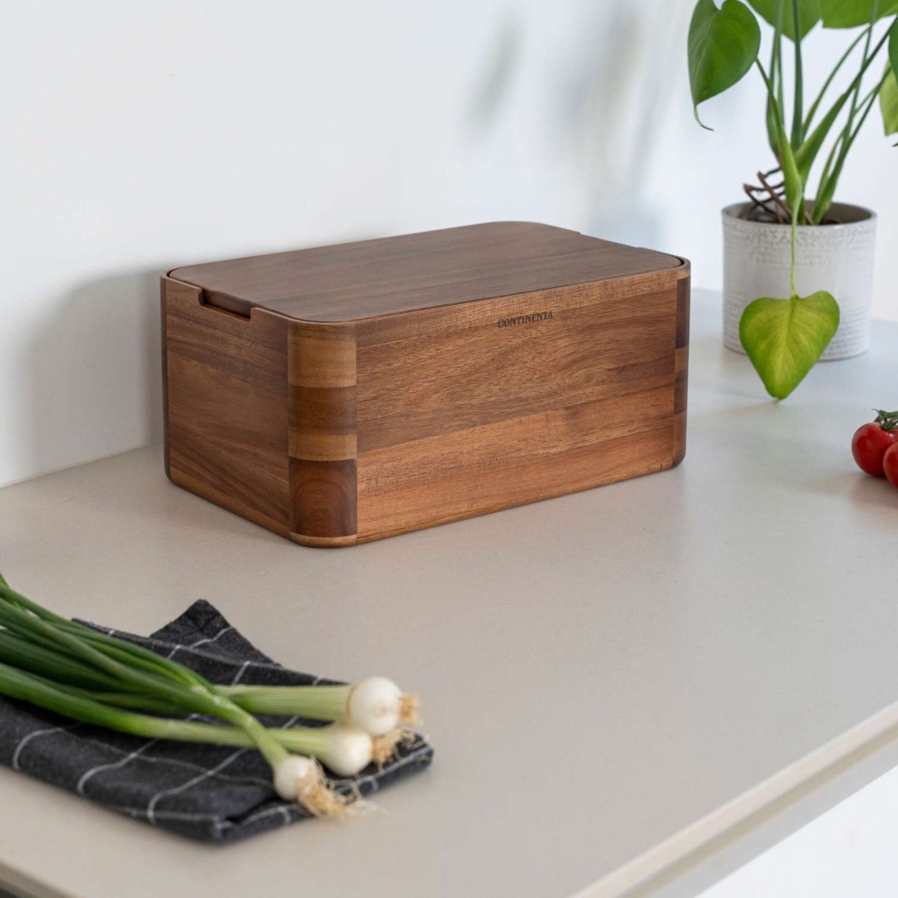 Continenta Ψωμιέρα 36Χ23Χ16 εκ. σειρά Acacia Wood Ψωμιέρες