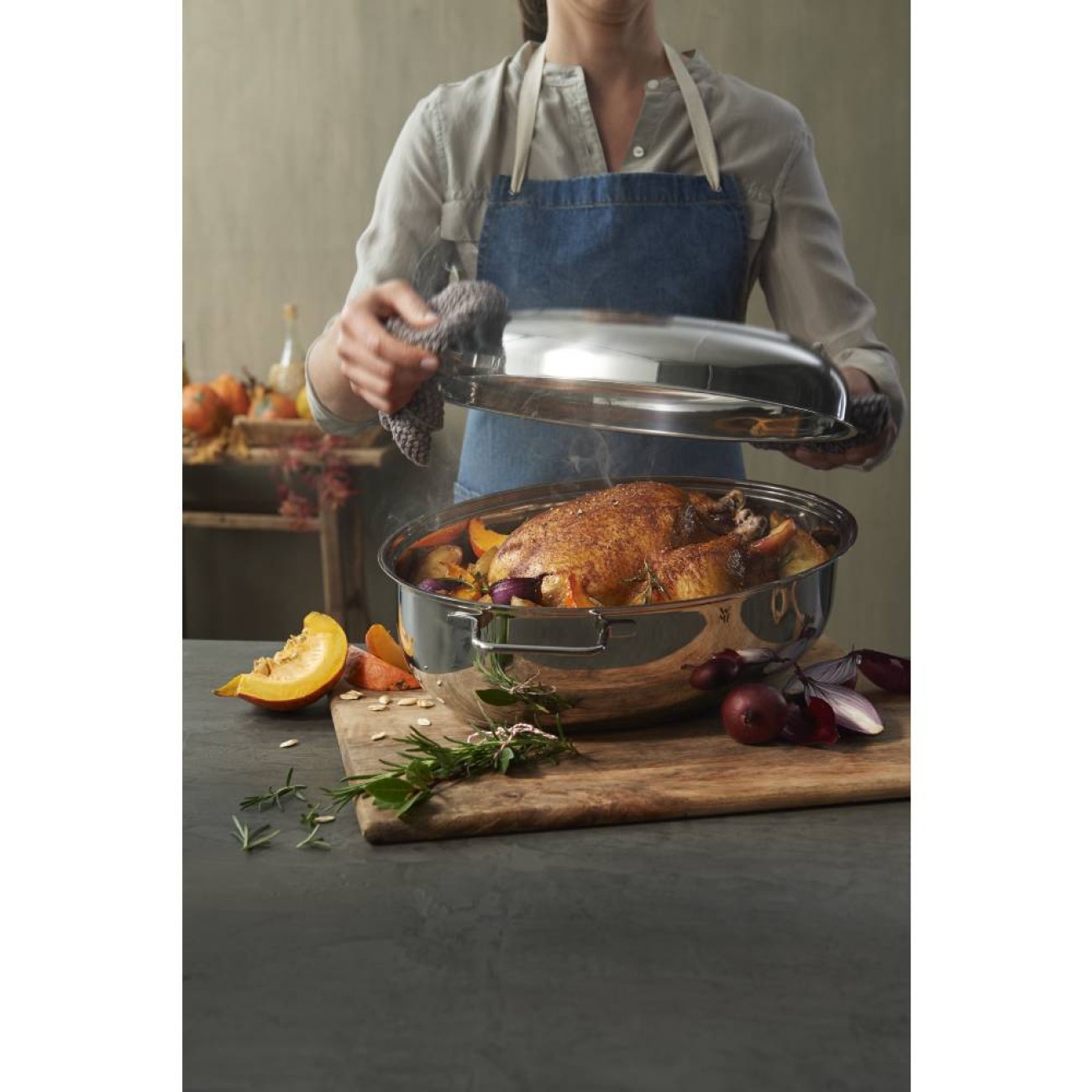 WMF Σκεύος 8,5 λτ./41Χ28,5Χ18 εκ. με μεταλλικό καπάκι Γάστρες