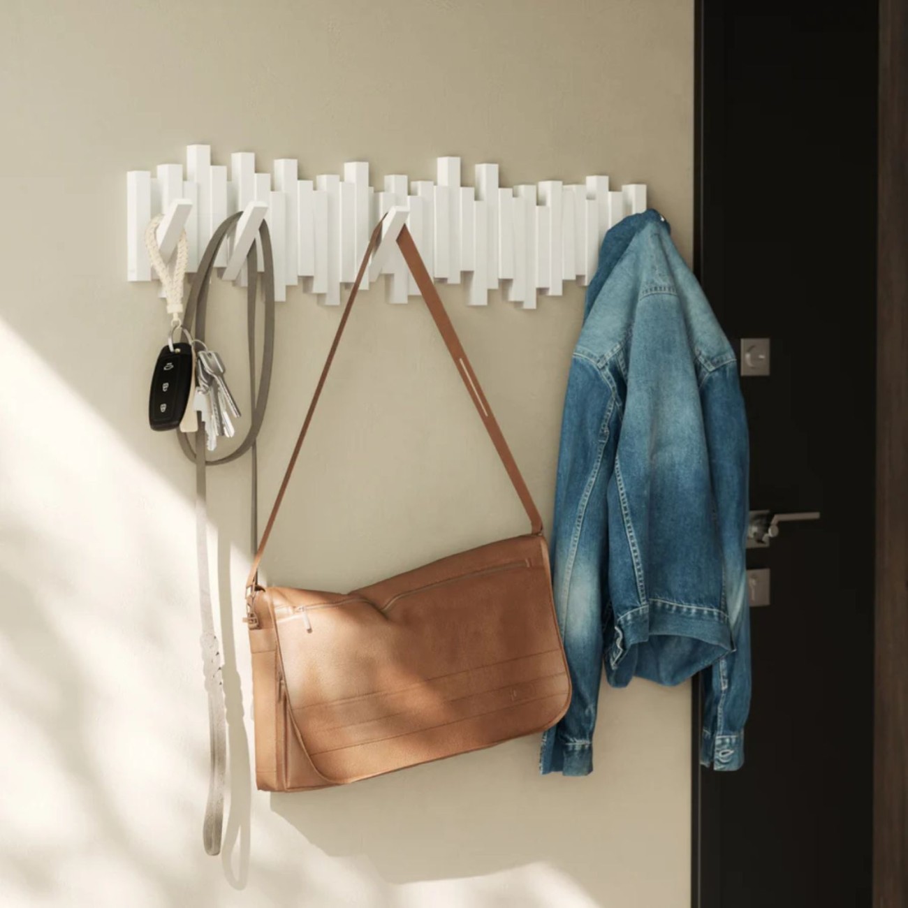 Umbra Κρεμάστρα τοίχου 64cm 8 θέσεων λευκό σειρά Sticks Καλόγεροι & Κρεμάστρες