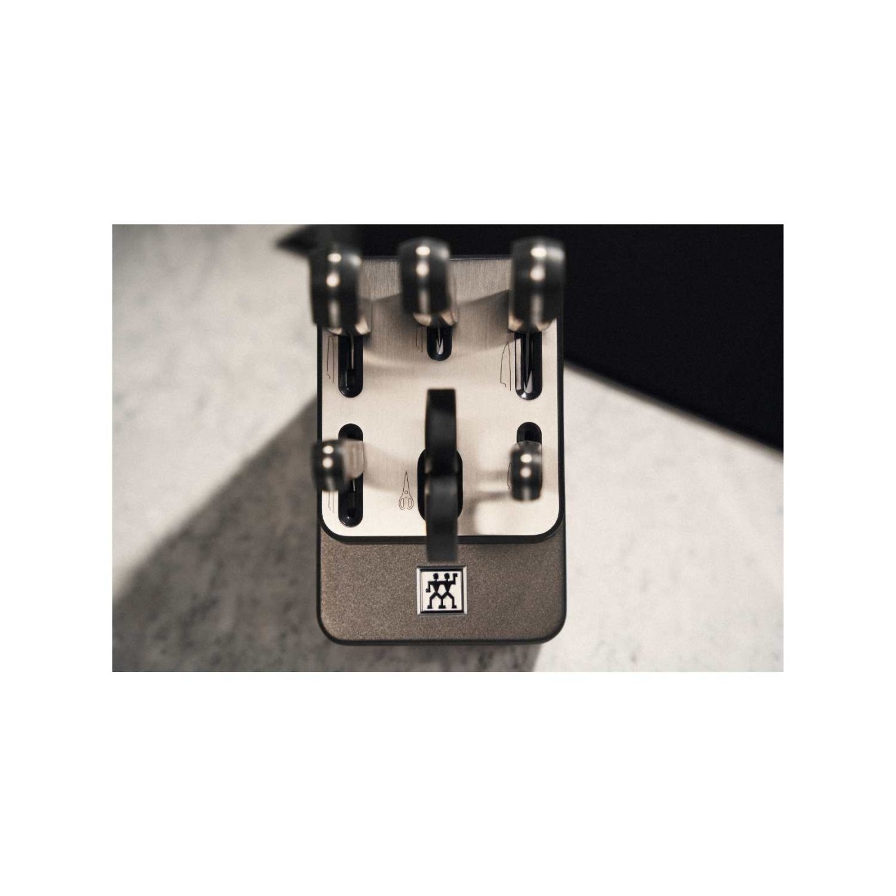 Zwilling J.A.Henckels Βάση μαχαιριών 7 τεμ. με ενσωματωμένο ακονιστήρι Anthracite σειρά Zwilling Gourmet Βάσεις Μαχαιριών