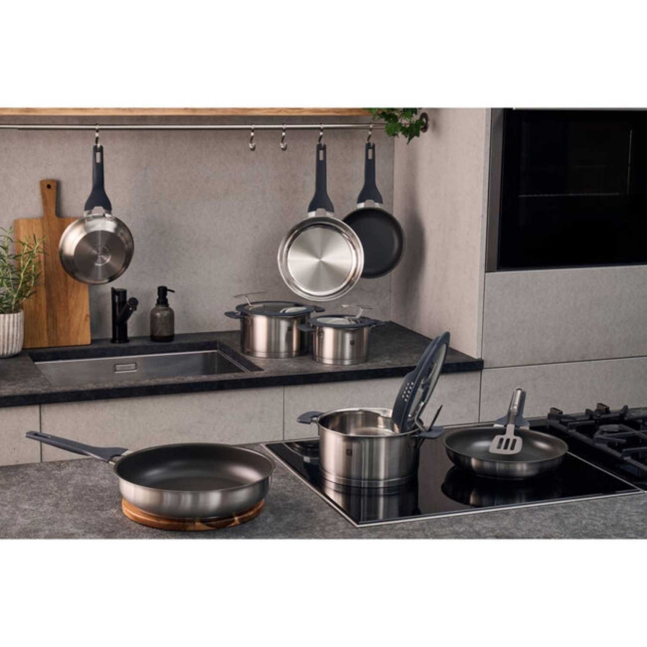 Zwilling J.A. Henckels Τηγάνι ανοξείδωτο 24 εκ. 18/10 stone grey σειρά Simplify Τηγάνια/Wok