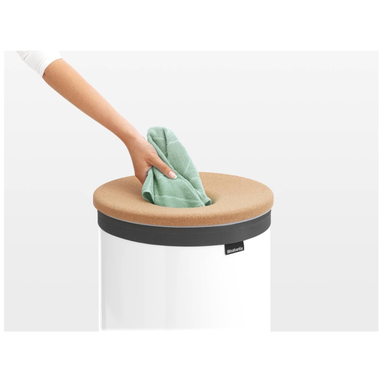 Brabantia Δοχείο απλύτων 60 λτ. White με ξύλινο καπάκι Κάδοι απλύτων