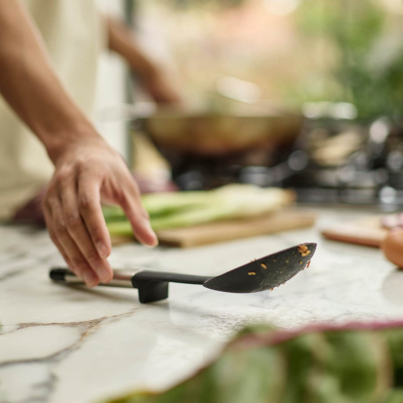 Joseph Joseph Σετ 6 τεμαχίων εργαλεία κουζίνας με περιστρεφόμενη βάση σειρά Elevate Εργαλεία