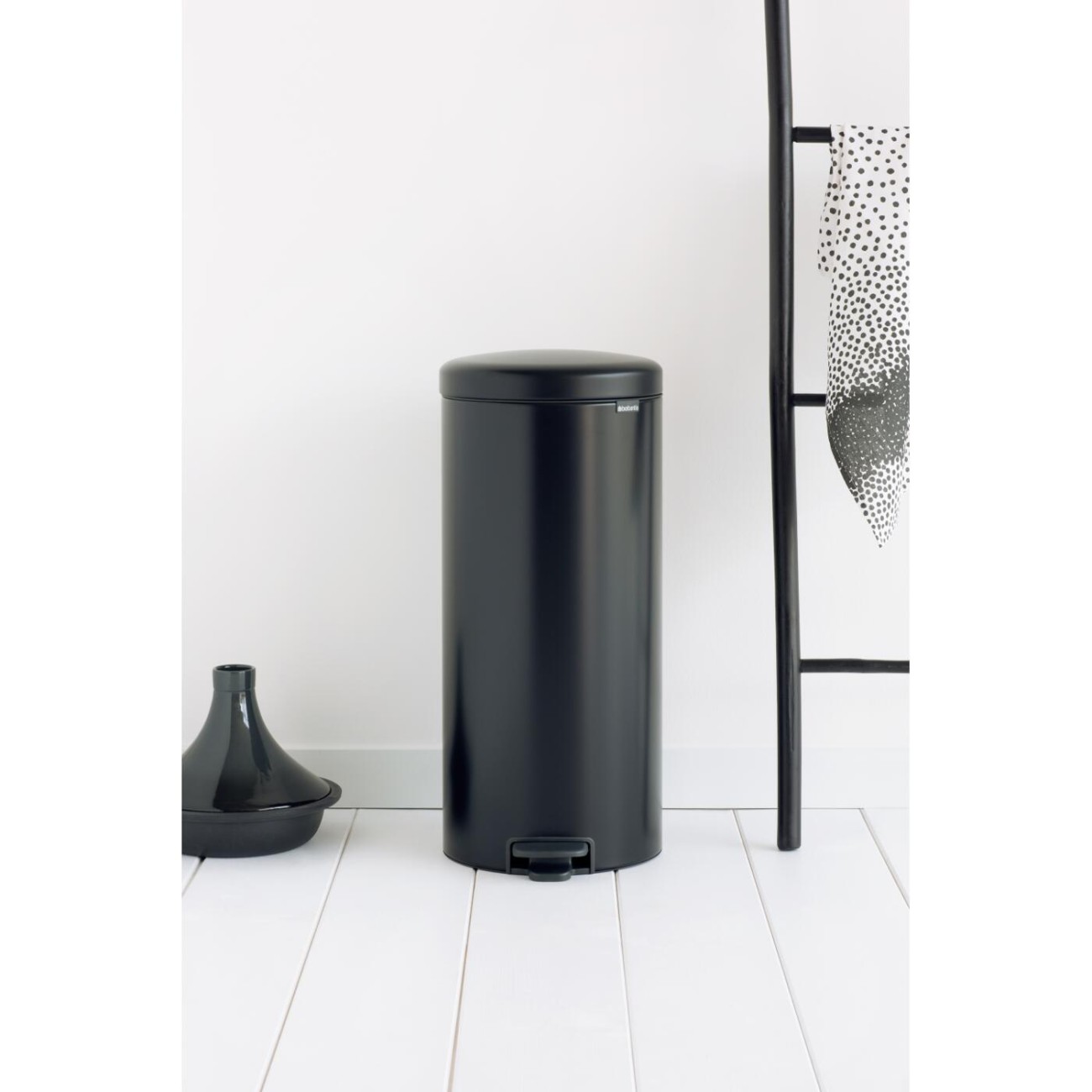 Brabantia Δοχείο απορριμάτων 30 λτ. Matt Black σειρά New Icon Κάδοι Κουζίνας