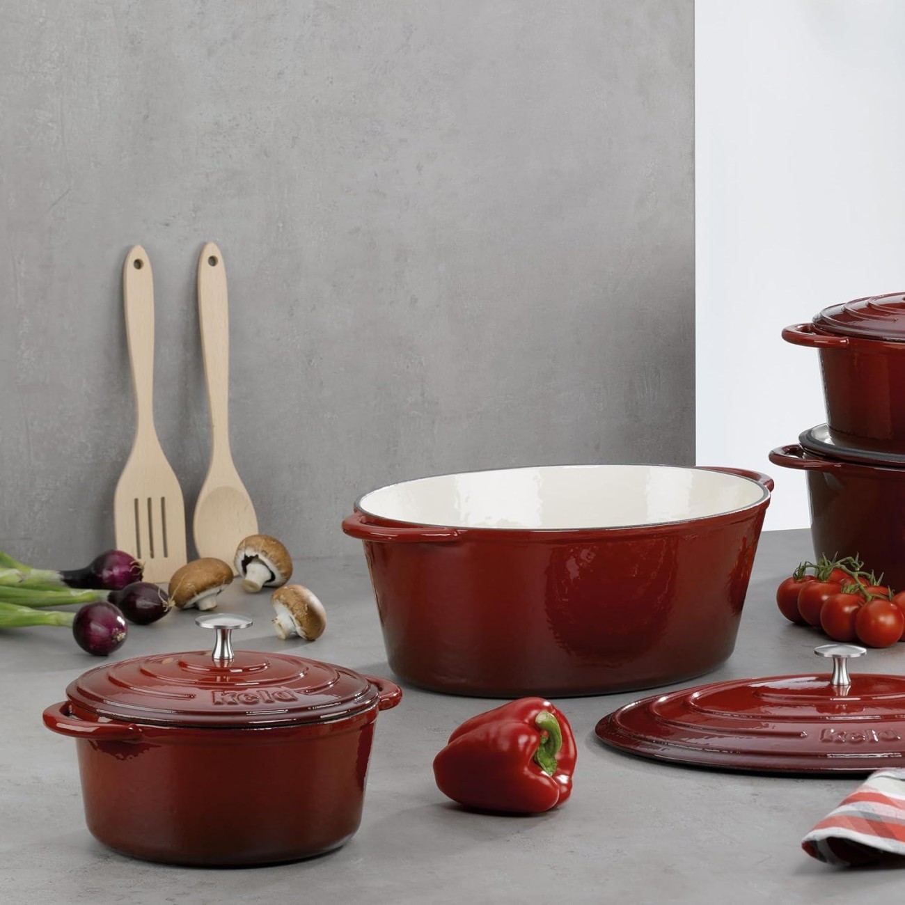 Kela Σκεύος στρογγυλό μαντέμι 26cm/4,6lt κόκκινο σειρά Calido Γάστρες