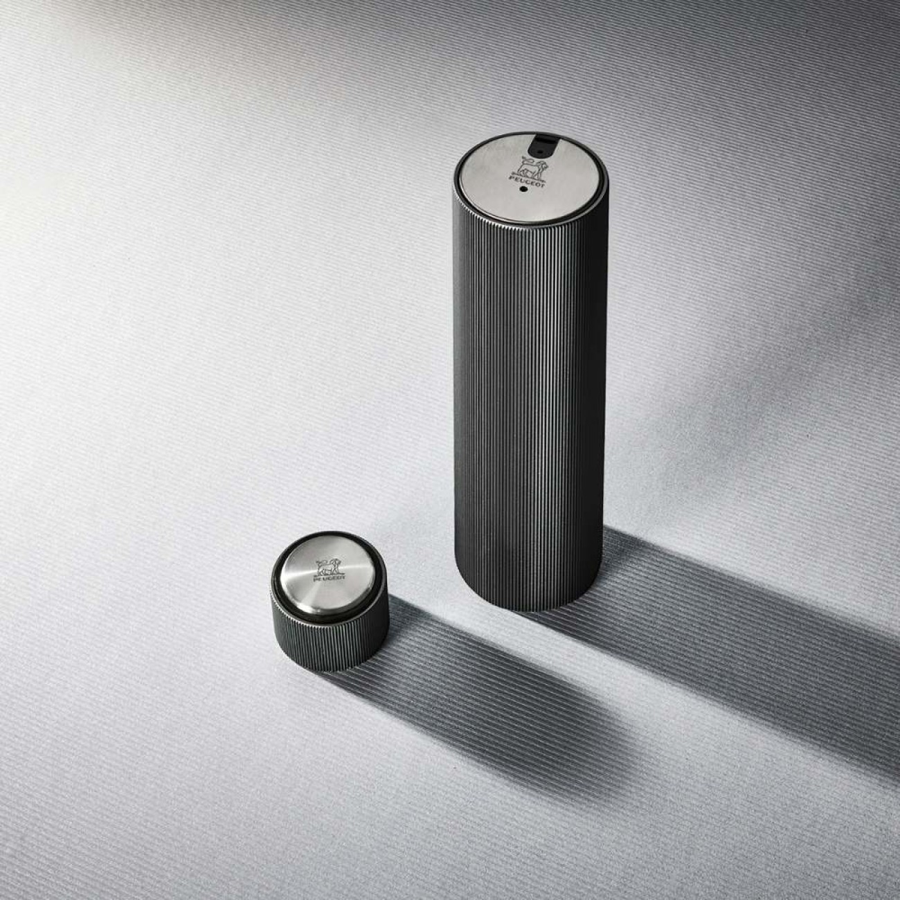 Peugeot Τυρμπουσόν ηλεκτρικό 21 εκ. carbon σειρά Line Reverse Ποτό/ Bar