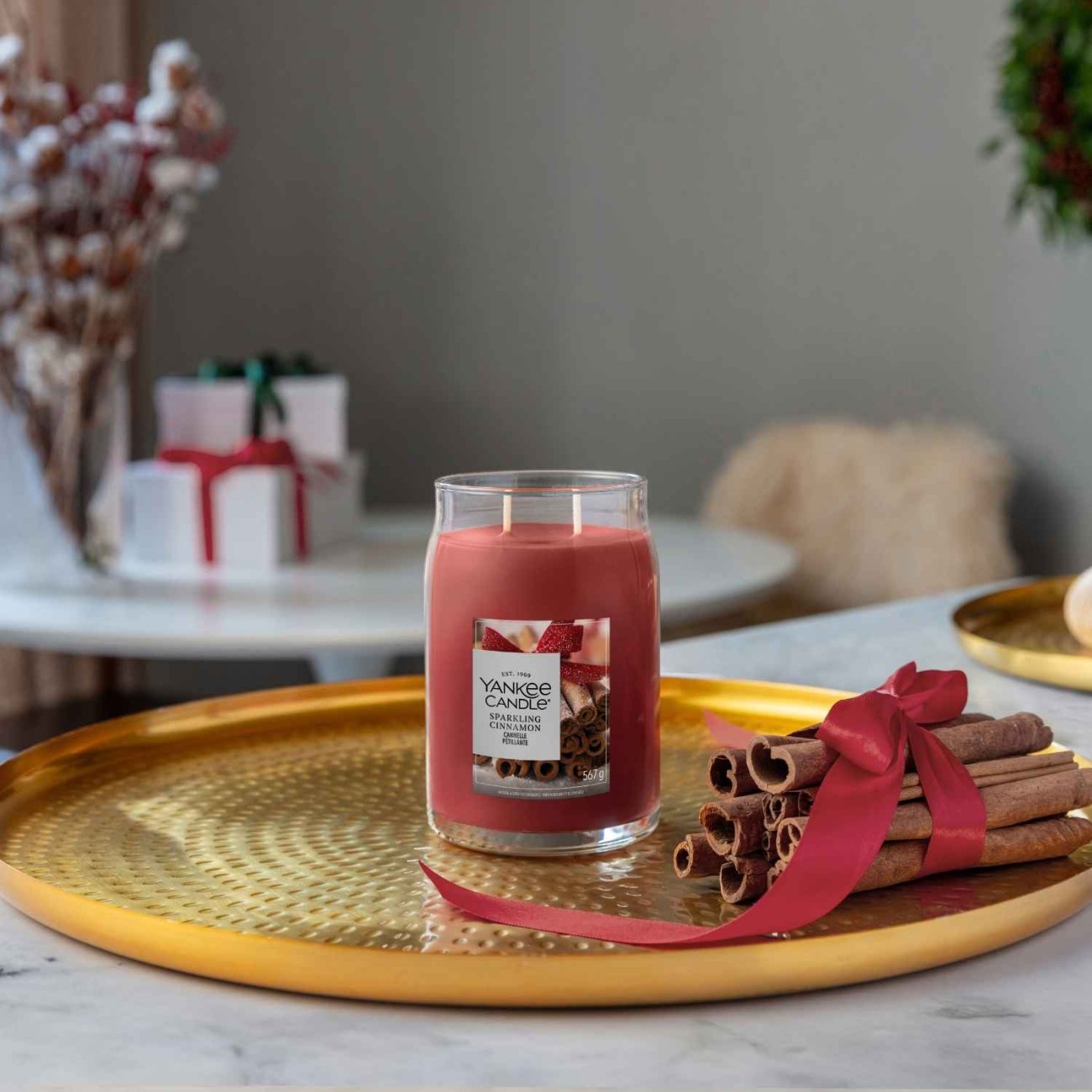 Yankee Candle Αρωματικό Κερί Signature σε Γυάλινο Δοχείο Large σειρά Sparkling cinnamon (567γρ.) Χριστουγεννιάτικα