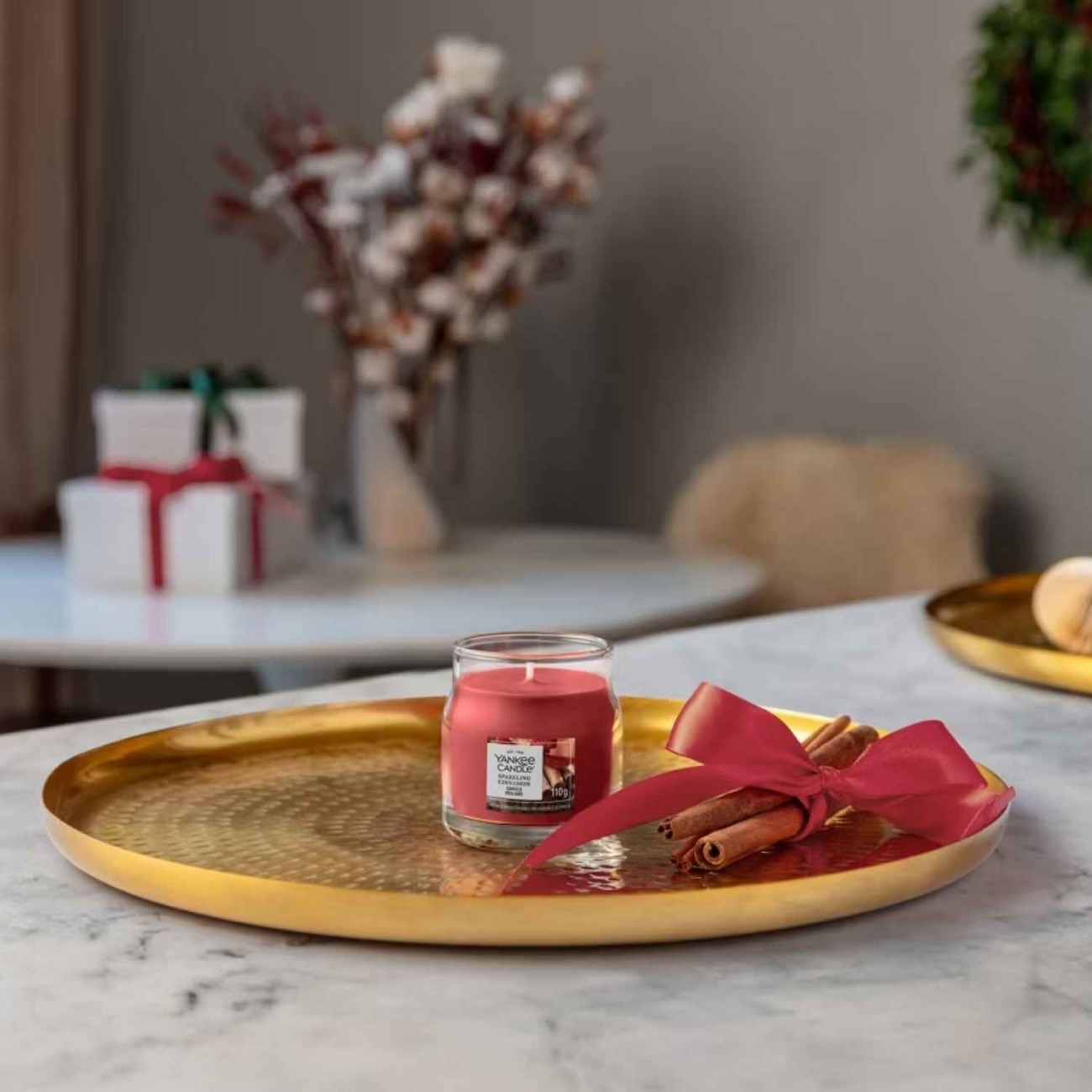 Yankee Candle Αρωματικό Κερί Signature σε Γυάλινο Δοχείο Small σειρά Sparkling cinnamon (110γρ.) Χριστουγεννιάτικα