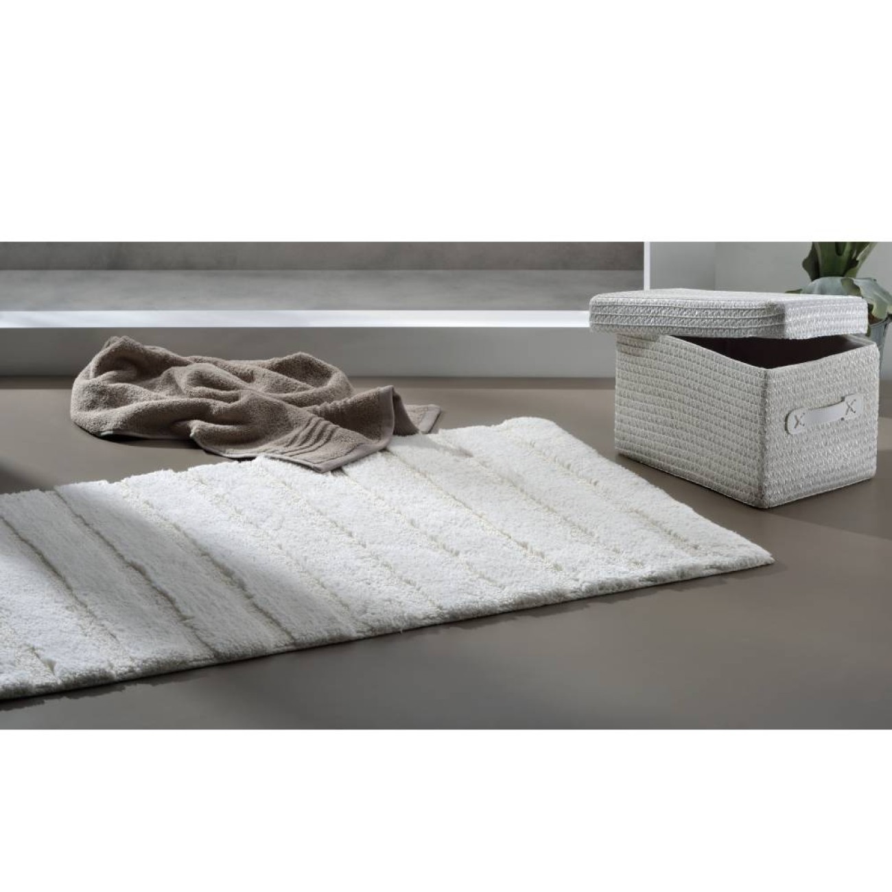 Kela Πατάκι μπάνιου αντιολισθητικό 80x50cm offwhite σειρά Megan Αξεσουάρ Μπάνιου