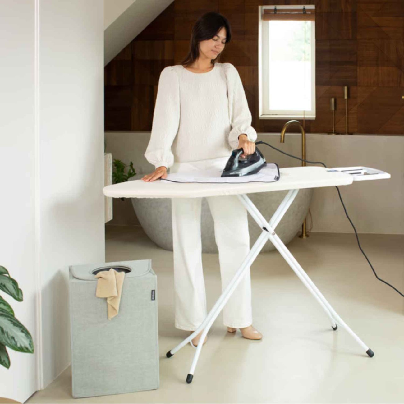 Brabantia Σιδερώστρα C 124Χ45 cm SSIR Ecru Σιδερώστρες