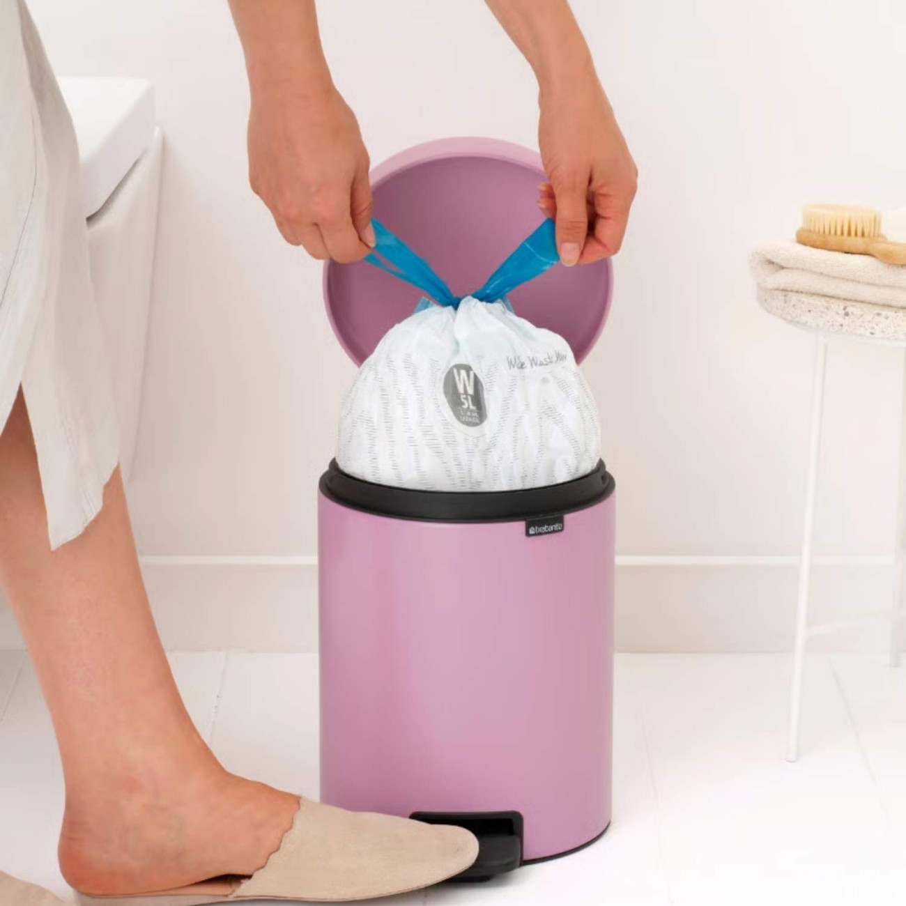 Brabantia Δοχειο Απορριμάτων 5Lt Lilac Pink σειρά Newicon Κάδοι Απορριμμάτων 