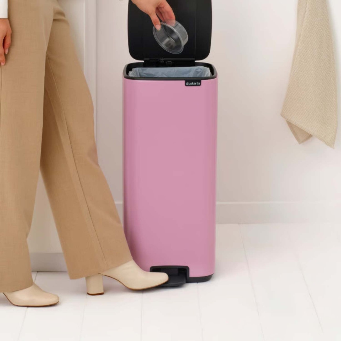 Brabantia Δοχειο Απορριμάτων 30Lt Lilac Pink σειρά Bo Κάδοι Κουζίνας