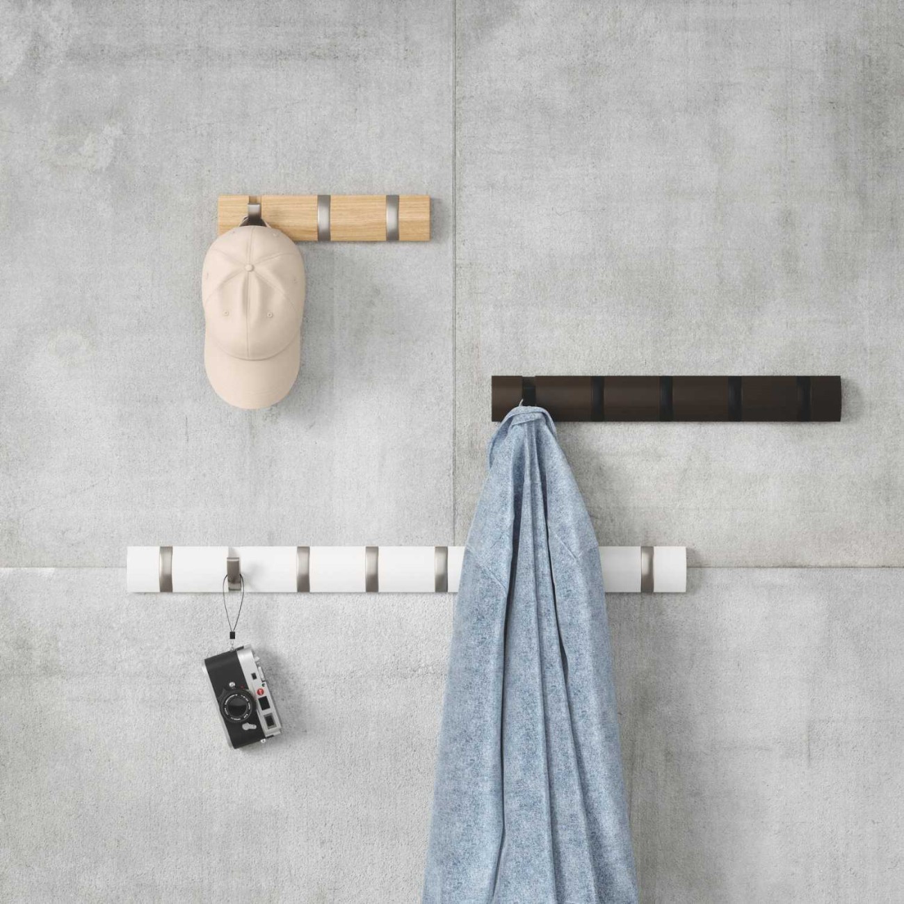 Umbra Κρεμαστρα τοιχου 5θεσ. λευκη/λευκη 51cm σειρά Flip Καλόγεροι & Κρεμάστρες