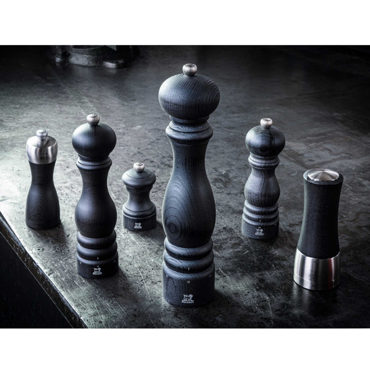 Peugeot Μύλος πιπεριού 22 εκ. graphite σειρά Paris u'select Μύλοι Πιπεριού/Μύλοι Αλατιού