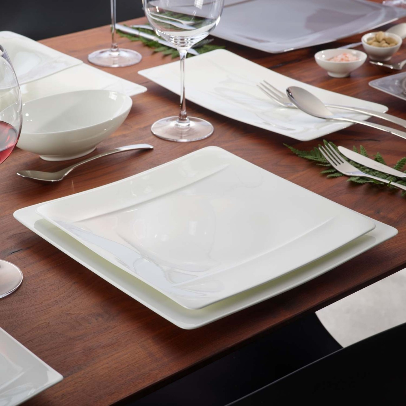 Villeroy & Boch Πιατέλλα/Σουπλά 31 εκ. τετράγωνη σειρά Modern Grace Αξεσουάρ Σερβιρίσματος