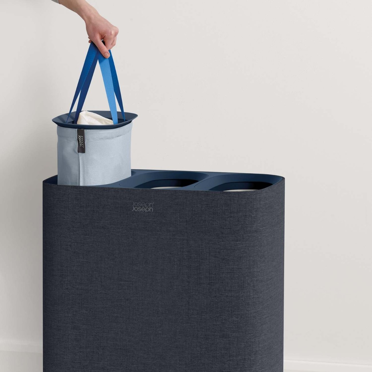 Joseph Joseph Καλάθι απλύτων 90lt 73,5x60,8x40,6 cm μπλε σειρά Tota Trio Κάδοι απλύτων