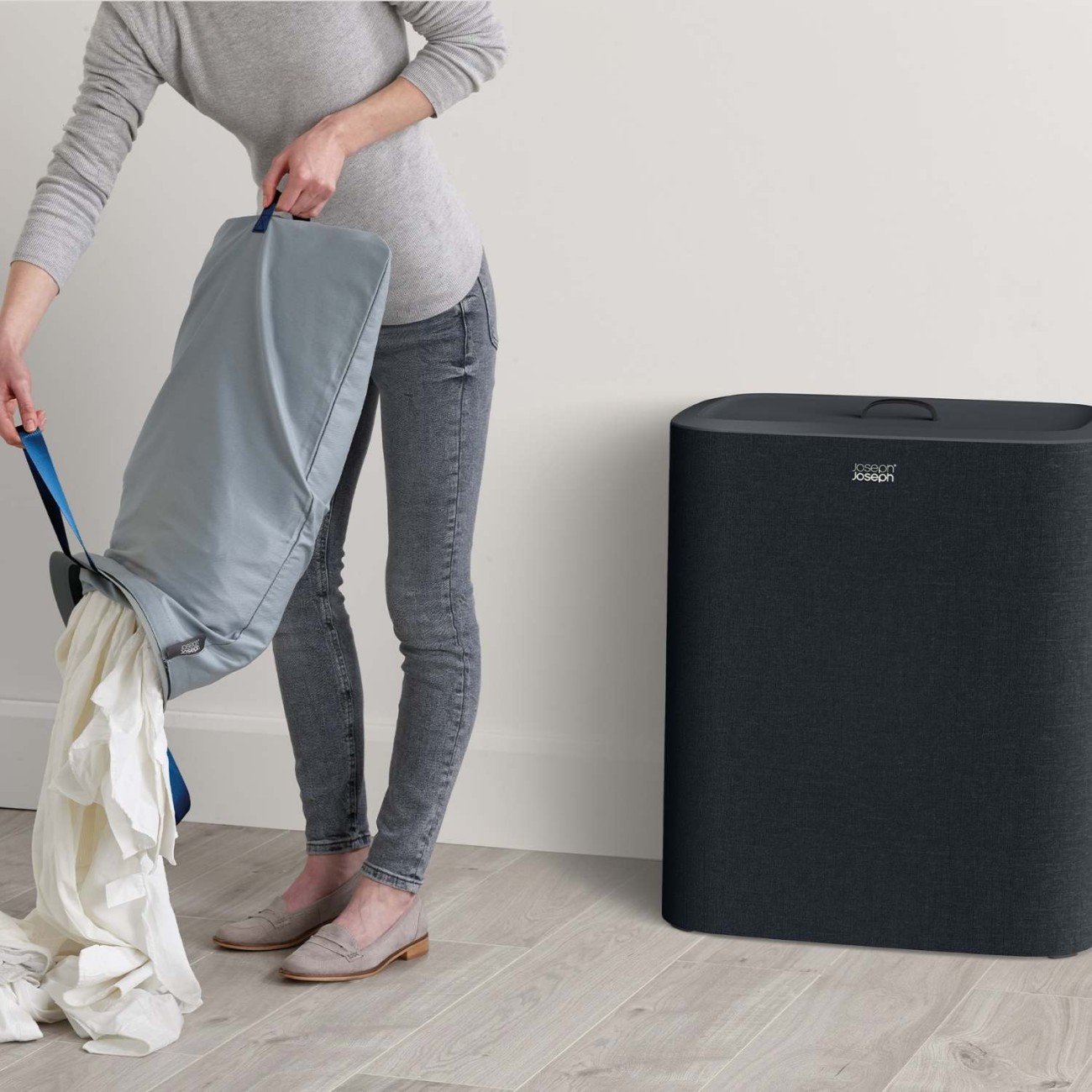 Joseph Joseph Καλάθι απλύτων 90lt 73,5x60,8x40,6 cm μπλε σειρά Tota Trio Κάδοι απλύτων