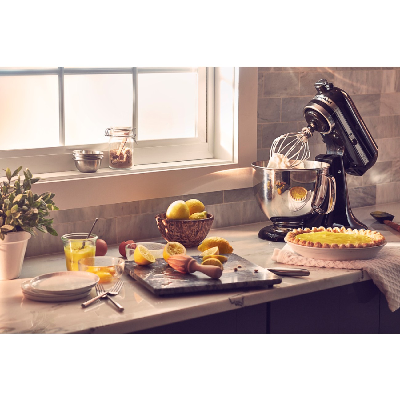 KitchenAid Μίξερ 4,8 lt Onyx Black σειρά Artisan Μίξερ & Κουζινομηχανές