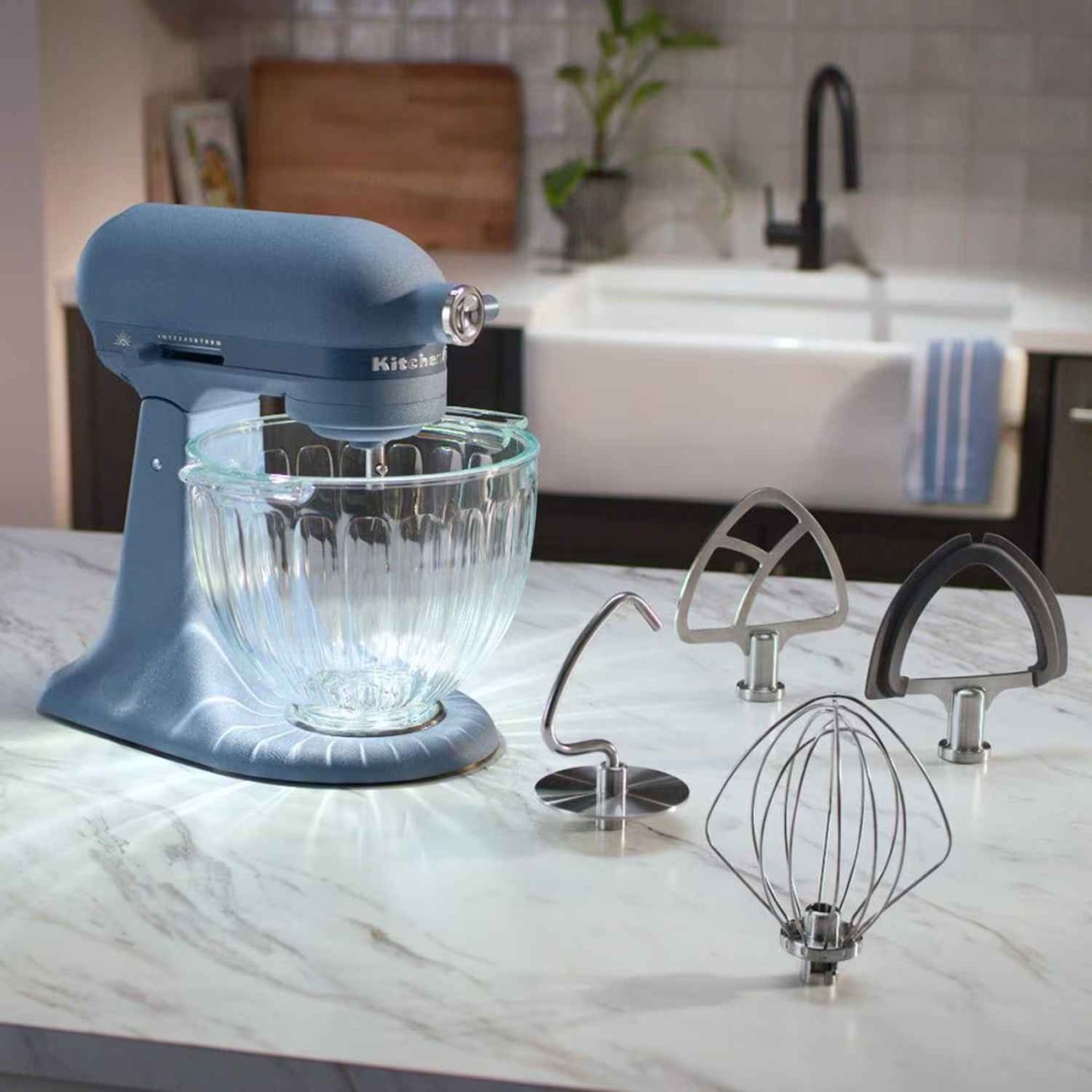 KitchenAid Μιξερ 4,7 λτ Blue Peppercorn γυάλινος κάδος σειρά Artisan Plus Design 2026 Μίξερ