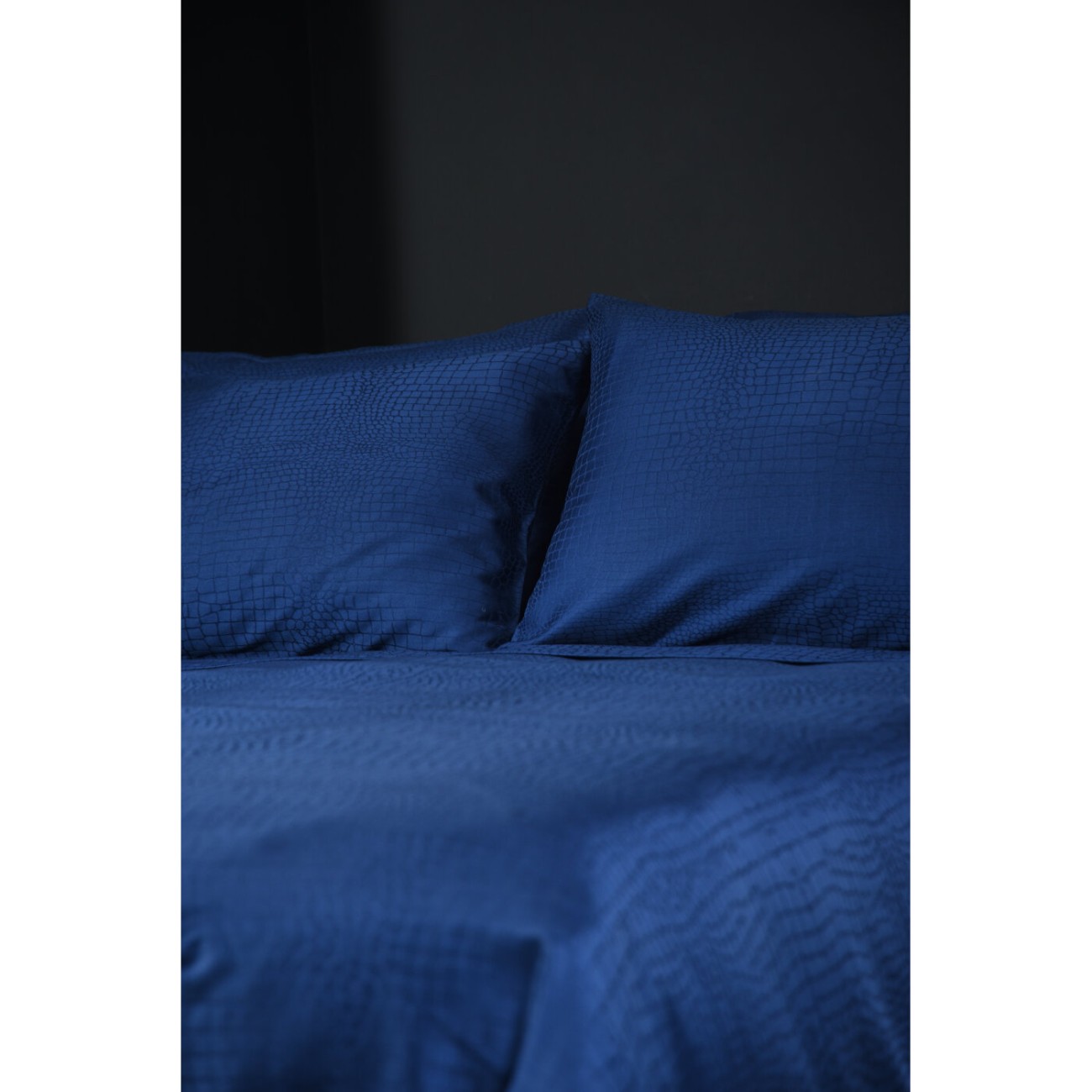 Valeron Σετ σεντόνια 240x260εκ./270x290εκ. & 2 μαξιλαροθήκες μπλε σειρά Crocodile Σετ σεντόνια