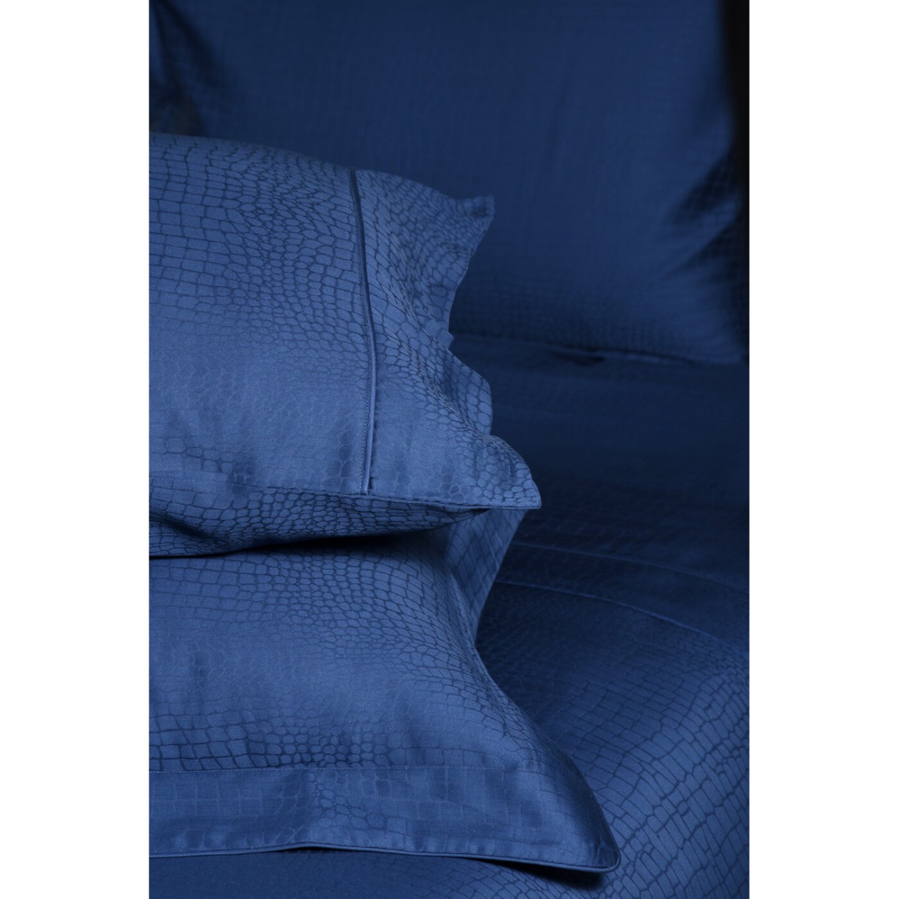 Valeron Σετ σεντόνια 240x260εκ./270x290εκ. & 2 μαξιλαροθήκες μπλε σειρά Crocodile Σετ σεντόνια