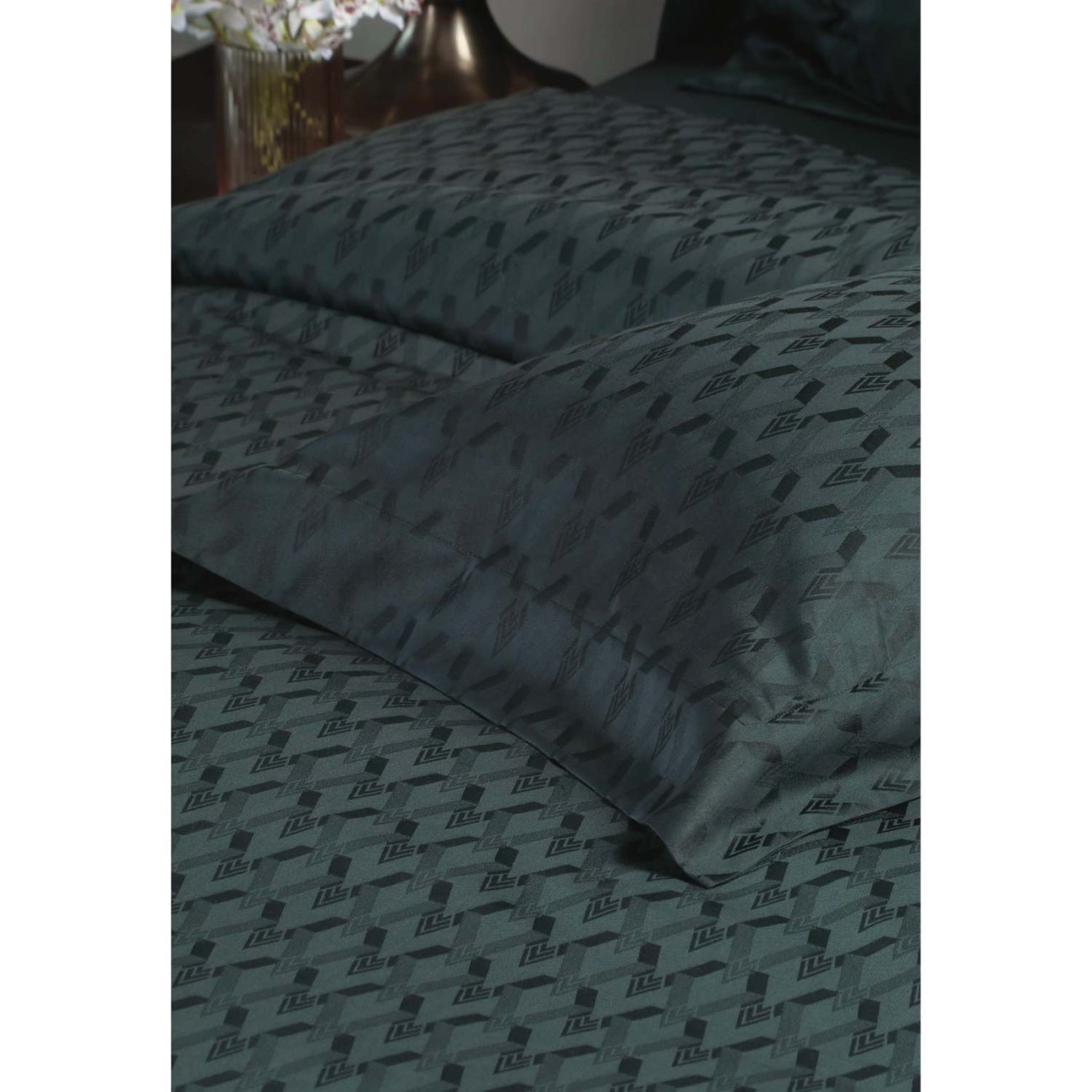 Valeron Σετ σεντόνια 240x260εκ/270x290εκ. & 2 μαξιλαροθήκες μαύρο σειρά VA Aurora Σεντόνια
