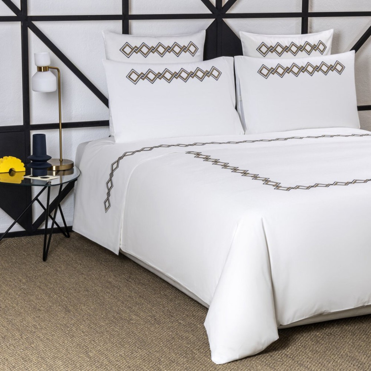 Frette Μαξιλαροθήκη 51Χ71εκ. χρώμα nero/teak, 100% βαμβακοσατέν σειρά Twist Embroidery Μαξιλαροθήκες