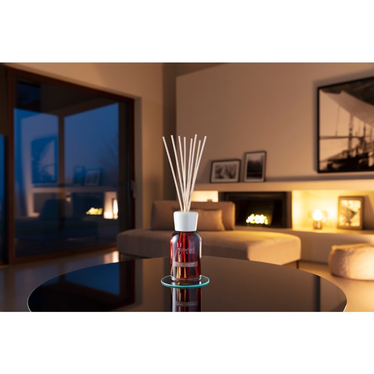 Millefiori Αρωματικά χώρου με στικς 250ml σειρά Σανδαλόξυλο και Περγαμόντο Milano    Αρωματικά Στικς