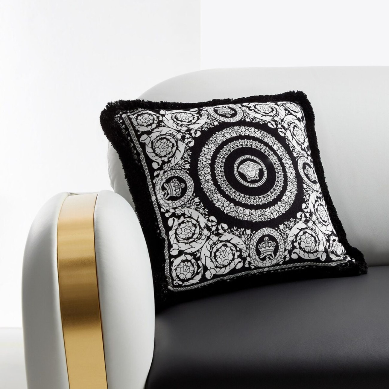 Versace Μαξιλάρι διακοσμητικό 45x45cm μαύρο σειρά Crete de fleur Μαξιλάρια/Throws