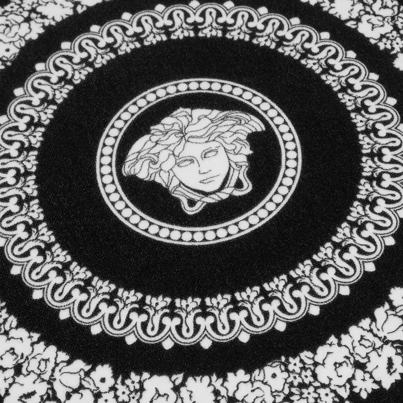 Versace Μαξιλάρι διακοσμητικό 45x45cm μαύρο σειρά Crete de fleur Μαξιλάρια/Throws