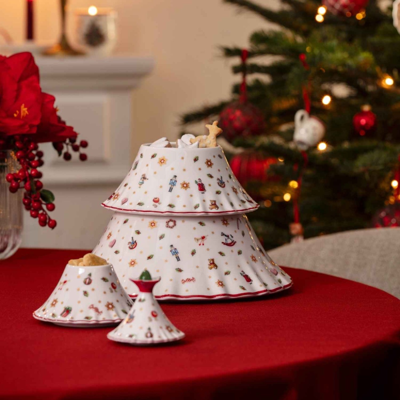 Villeroy & Boch Κουτί μπισκότων δένδρο 30 εκ. σειρά Toy's Delight Χριστουγεννιάτικα