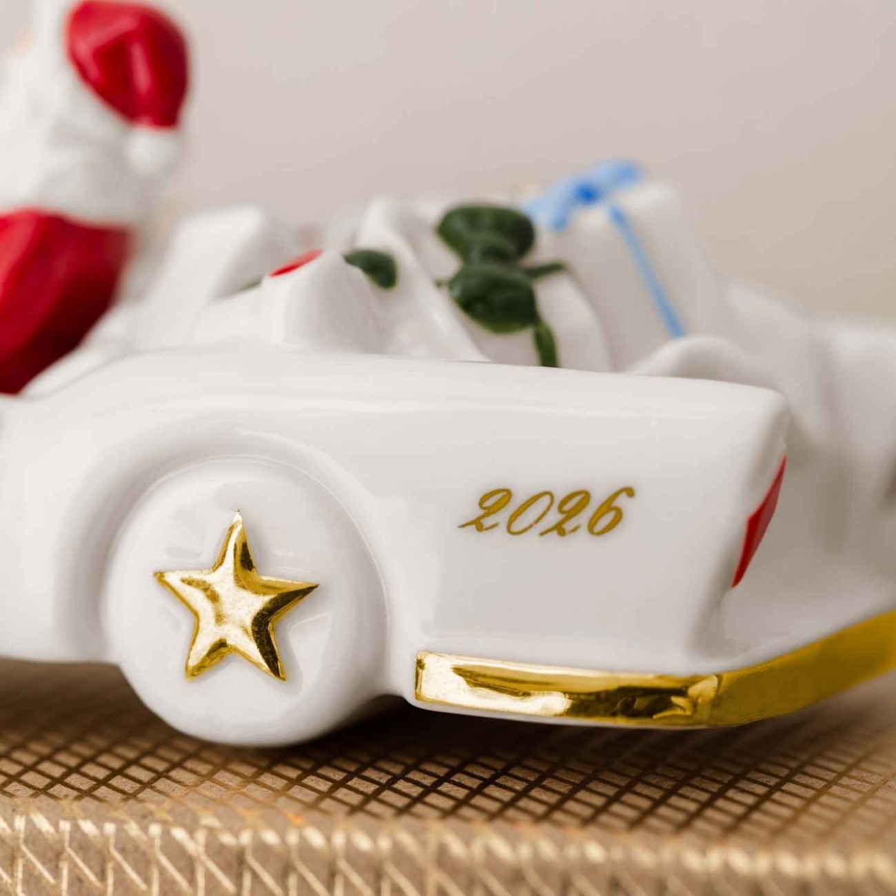 Villeroy & Boch Στολίδι Cadillac 2026 σειρά Christmas Classics Χριστουγεννιάτικα