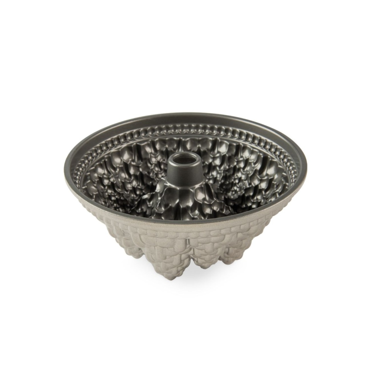 Nordic Ware Φόρμα για κέικ με τρύπα Pine Forest 25x11εκ. σειρά Sparkling Silver Holiday Χριστουγεννιάτικα