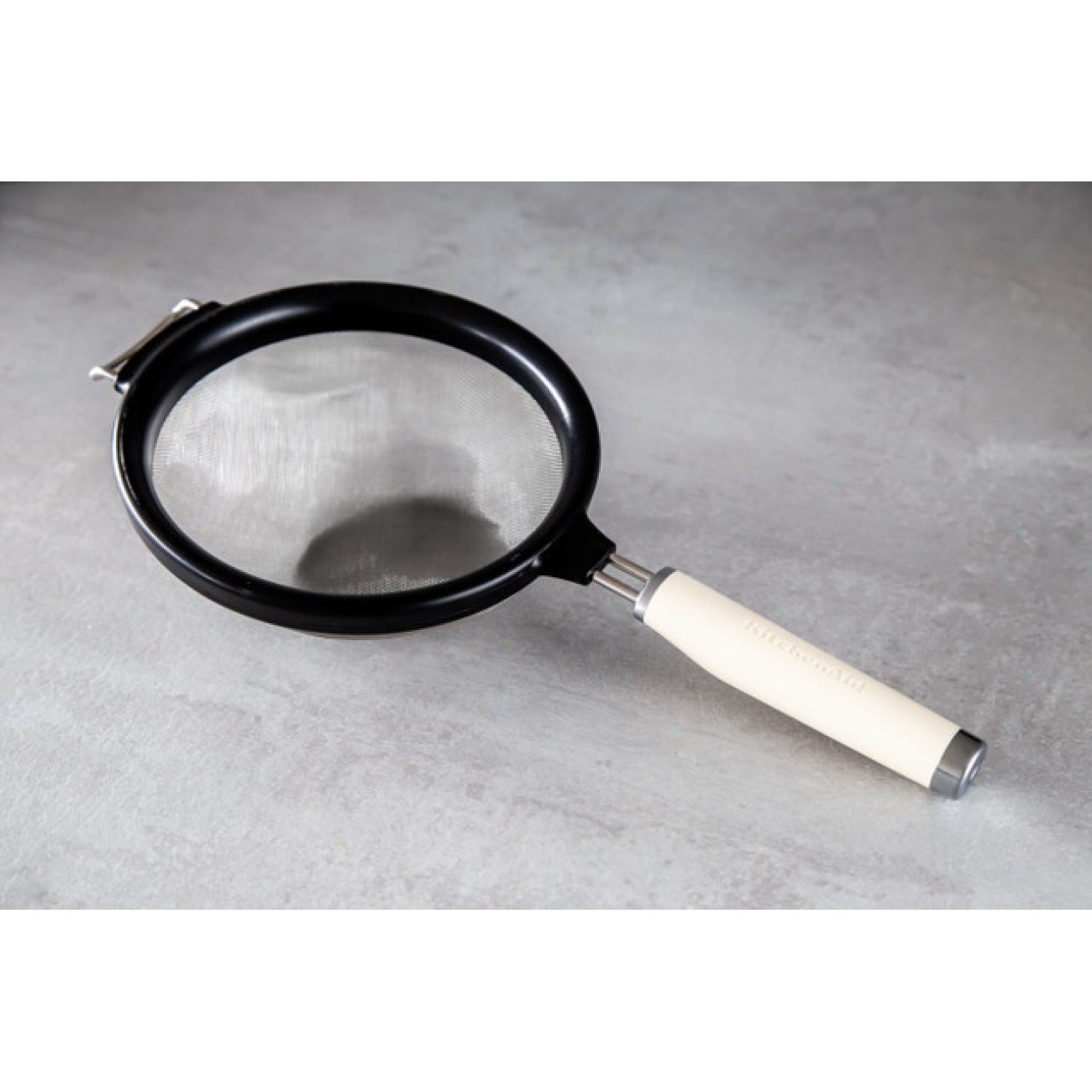 KitchenAid Σουρωτήρι 17,5 εκ. cream σειρά Coreline
 Εργαλεία & Gadgets