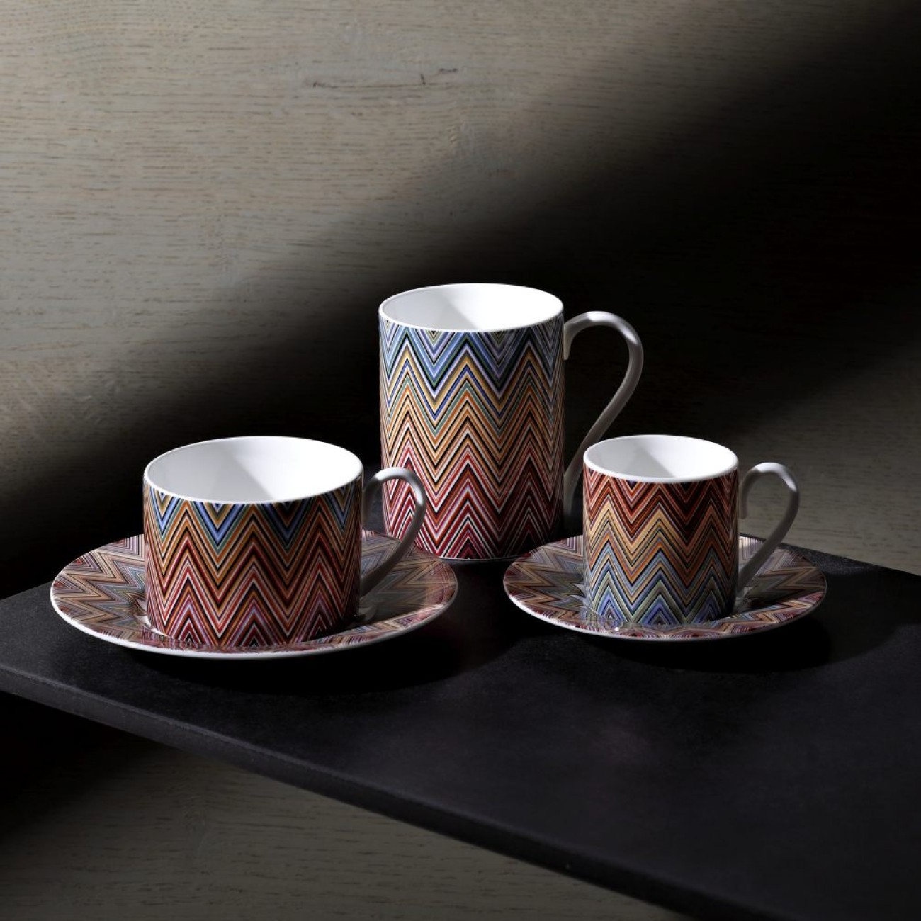 Missoni Πιατέλα στρογγυλή 32εκ. σειρά Zig Zag Jarris 156
 Πιατέλες Σερβιρίσματος