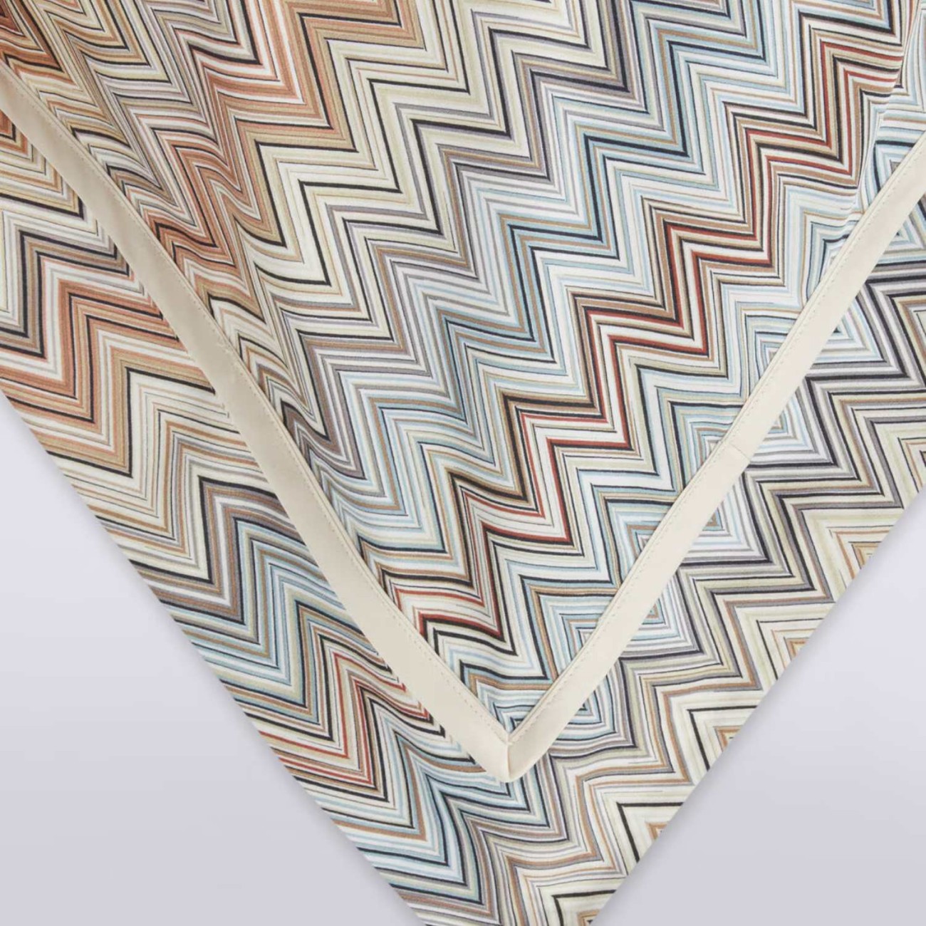 Missoni Σετ σεντόνια 280x260εκ./270x300εκ. & 2 μαξιλαροθήκες black multicolor σειρά John Re-edition Σεντόνια